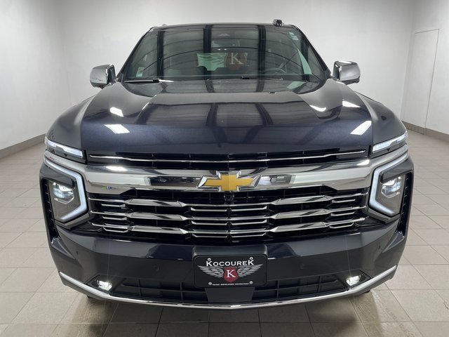 2025 Chevrolet Tahoe Premier photo 2
