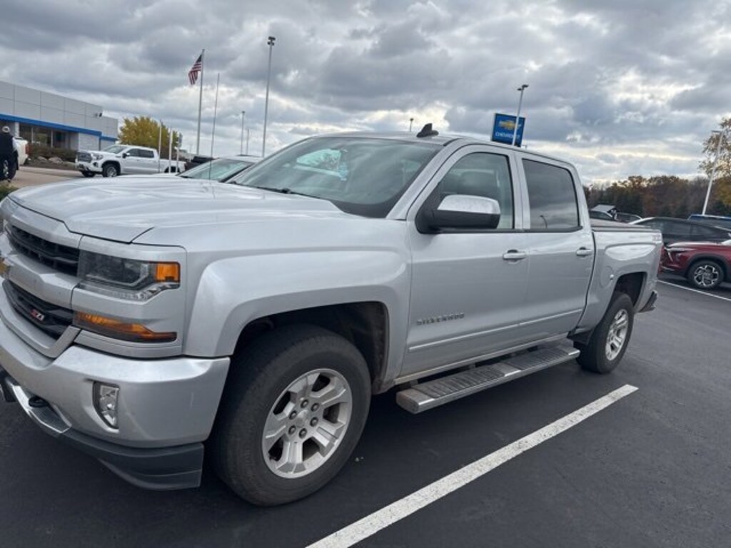 Used 2018 Chevrolet Silverado 1500 LT Truck
