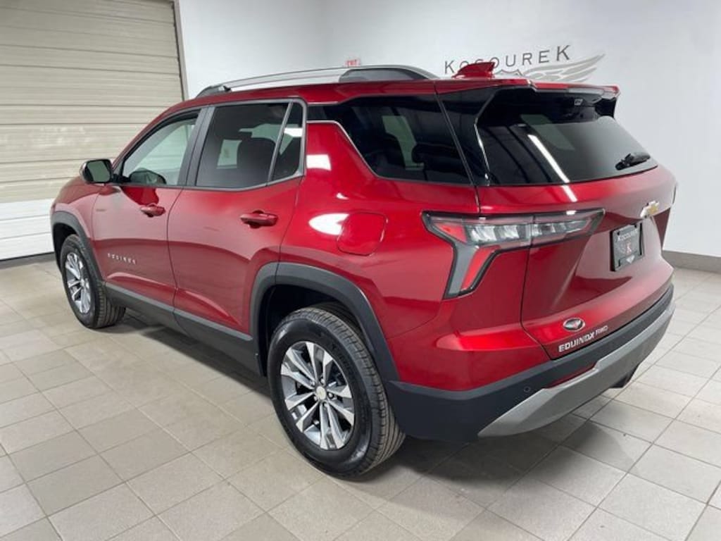 Used 2025 Chevrolet Equinox LT SUV