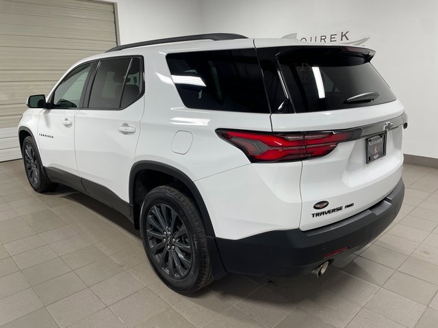 2022 Chevrolet Traverse RS photo 2