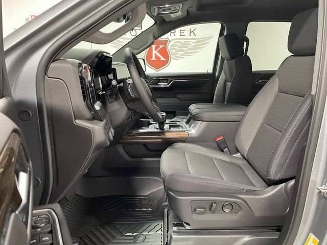 2026 Chevrolet Silverado 1500 LT Trail Boss - Photo 11