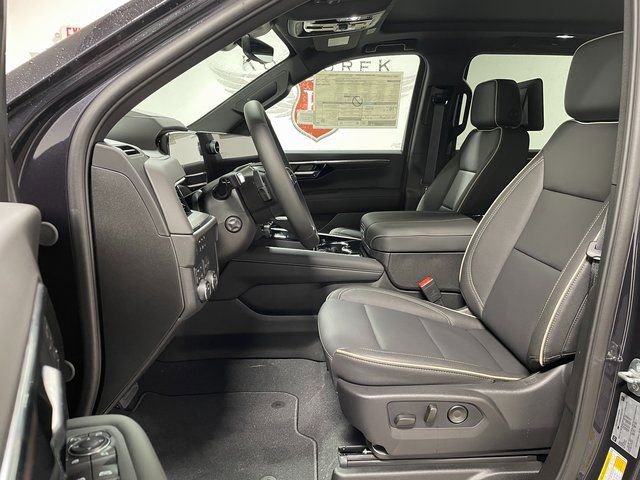 2026 Chevrolet Suburban Premier - Photo 11