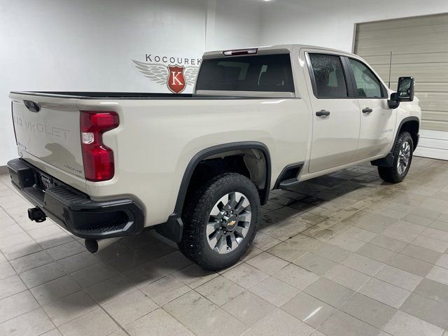 2026 Chevrolet Silverado 2500 HD Custom - Photo 6