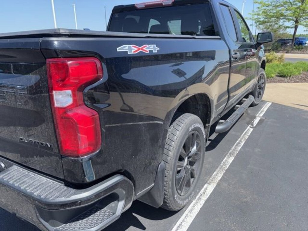 Used 2021 Chevrolet Silverado 1500 Custom Truck