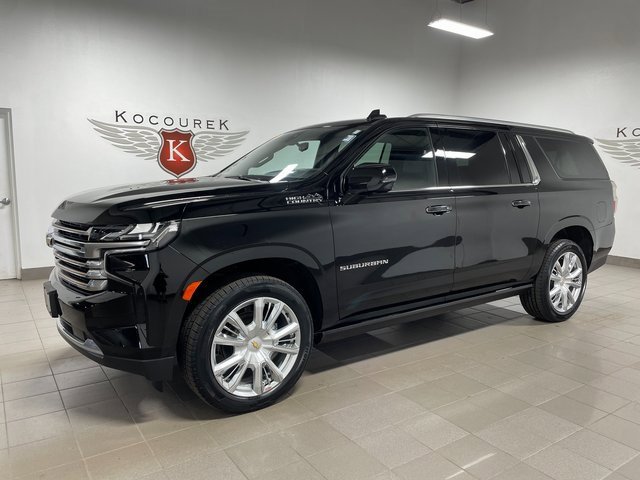 2022 Chevrolet Suburban High Country photo 3