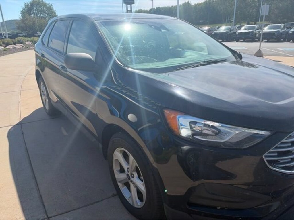 Used 2020 Ford Edge SE