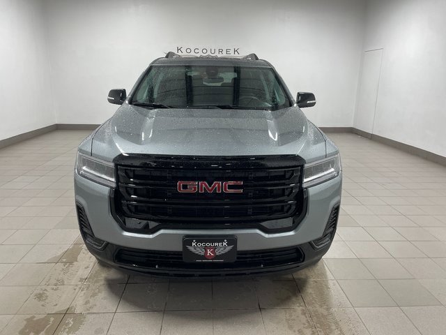 Used 2023 GMC Acadia SLE with VIN 1GKKNRLS3PZ237989 for sale in Wausau, WI