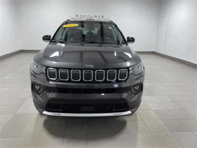 2022 Jeep Compass Limited photo 2