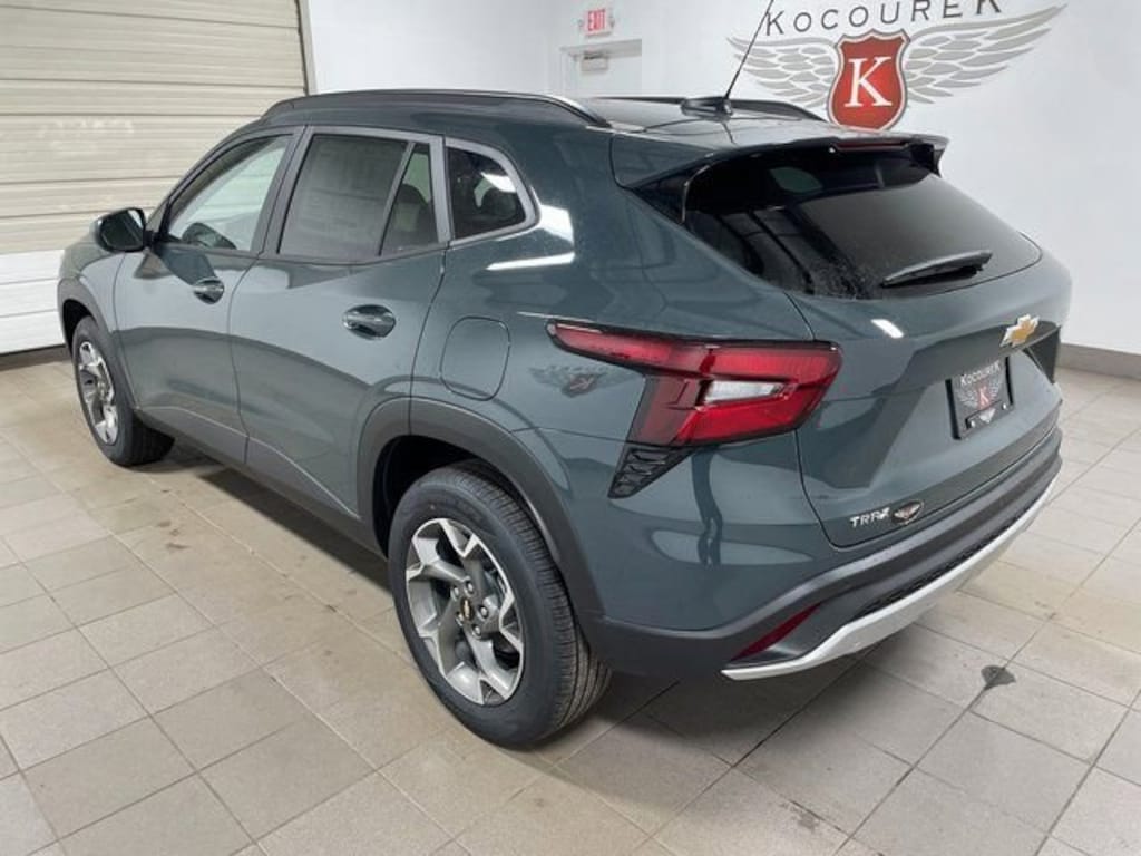 New 2026 Chevrolet Trax LT SUV