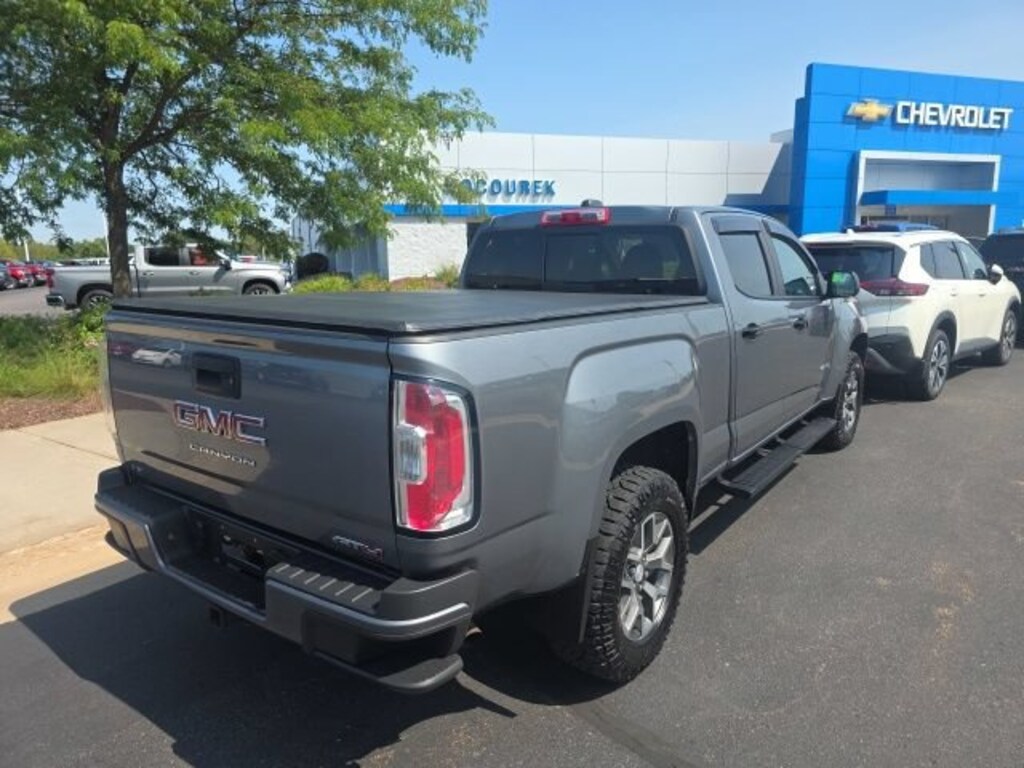 Used 2022 GMC Canyon 4WD AT4 w/Cloth Truck