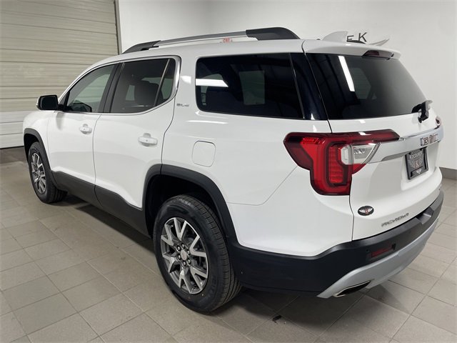 2023 Gmc Acadia SLE photo 4