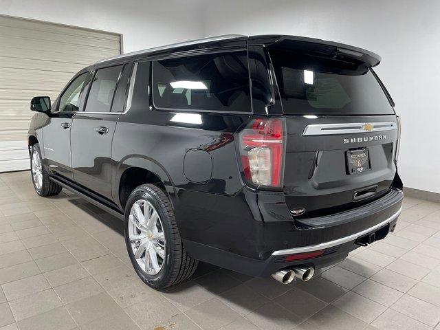 2022 Chevrolet Suburban High Country photo 4