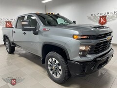 2025 Chevrolet Silverado 2500 HD Custom Truck