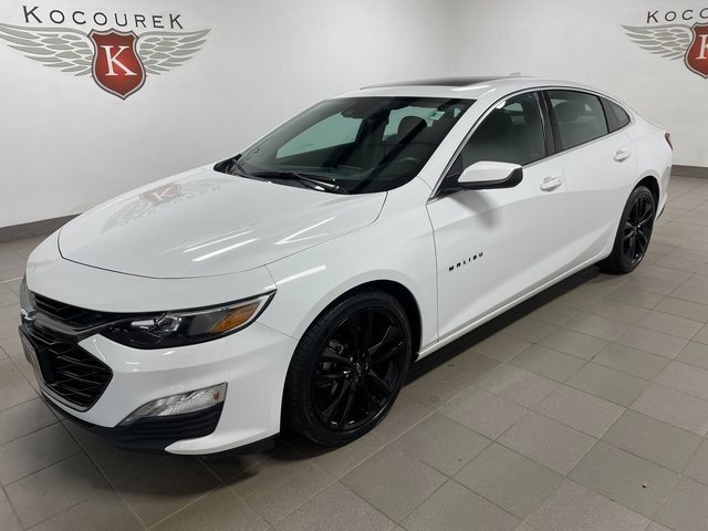 2023 Chevrolet Malibu 1LT photo 2