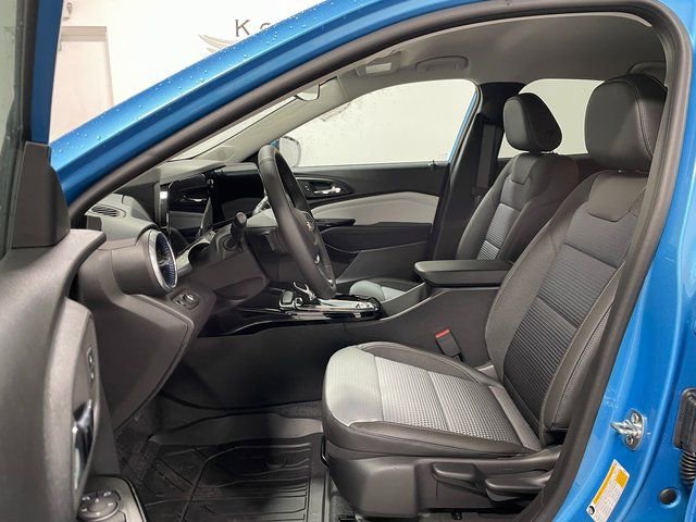 2026 Chevrolet Trax LT - Photo 11