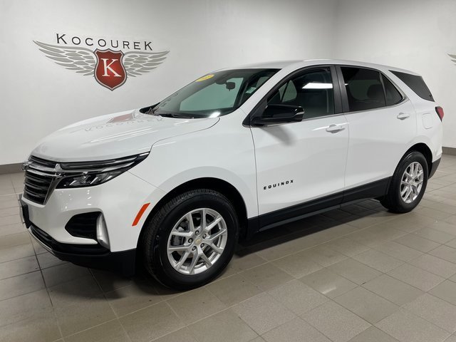 2022 Chevrolet Equinox LT photo 3