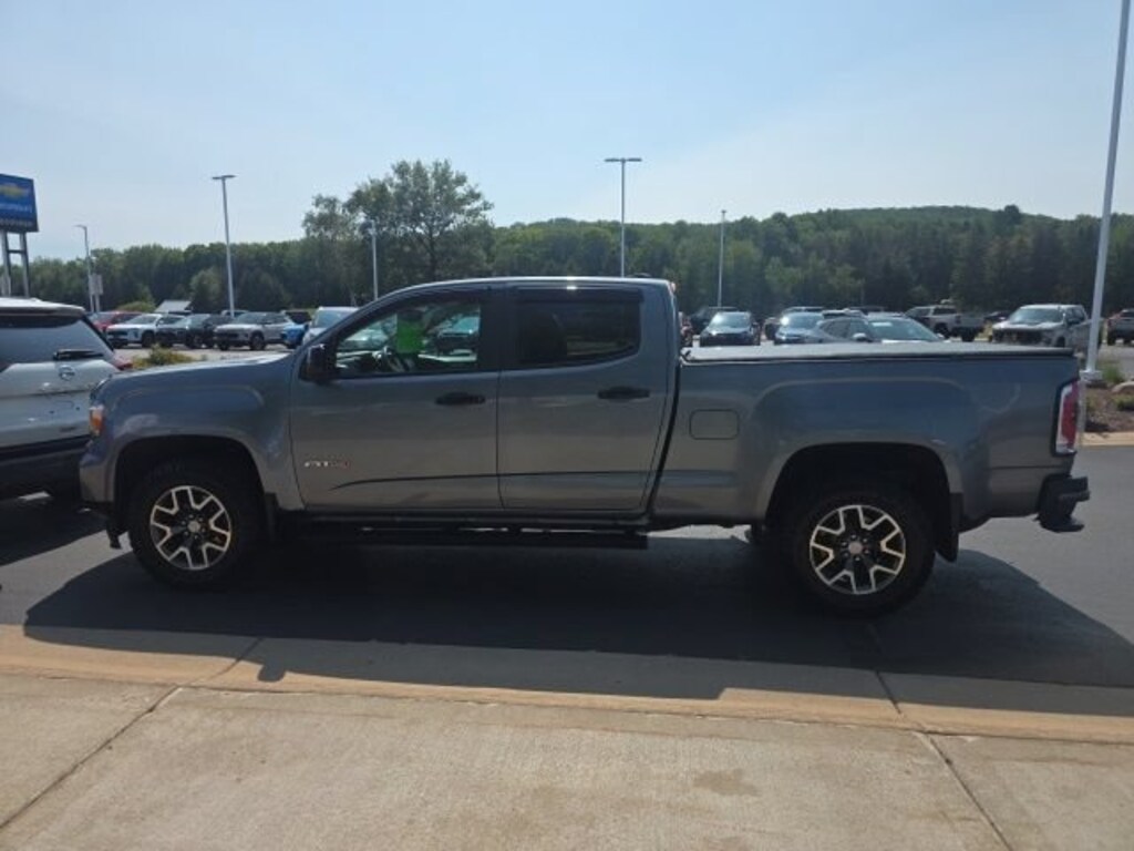 Used 2022 GMC Canyon 4WD AT4 w/Cloth Truck
