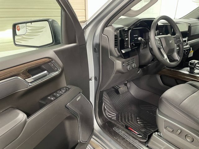 2026 Chevrolet Silverado 1500 LT Trail Boss - Photo 10