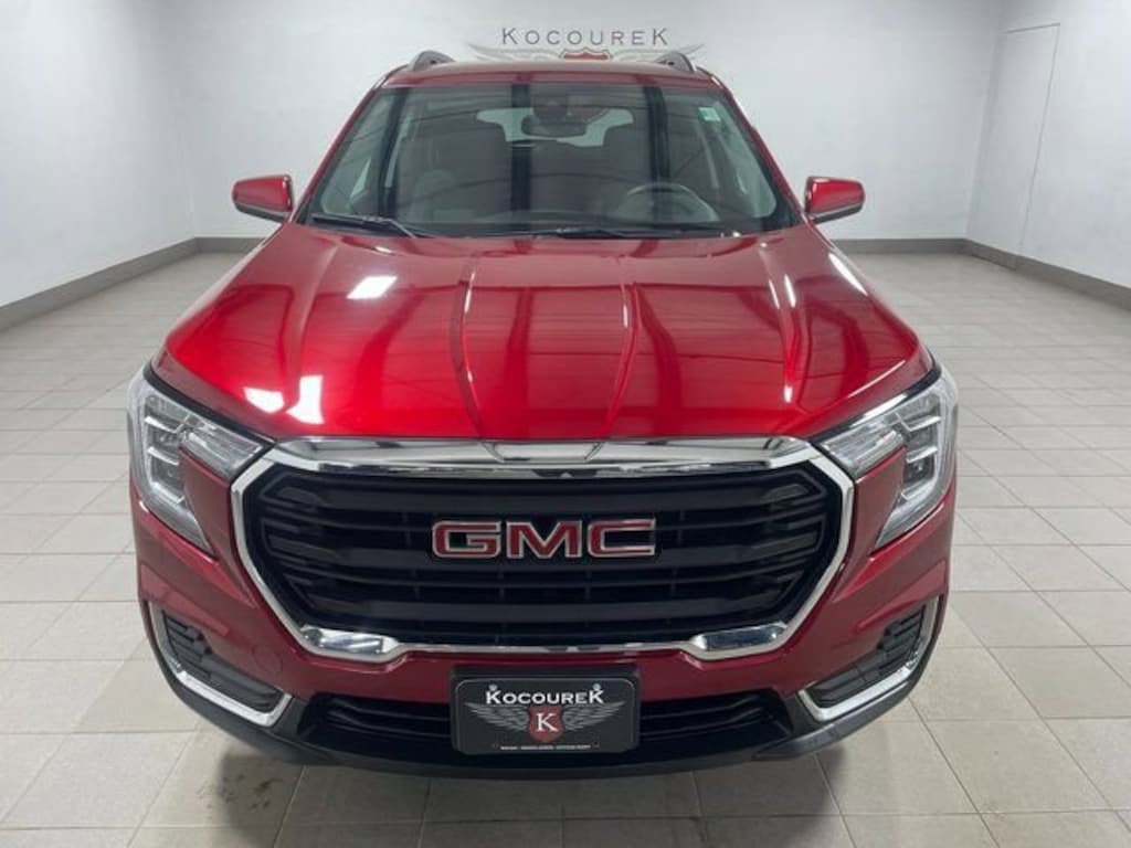 Used 2023 GMC Terrain SLE SUV