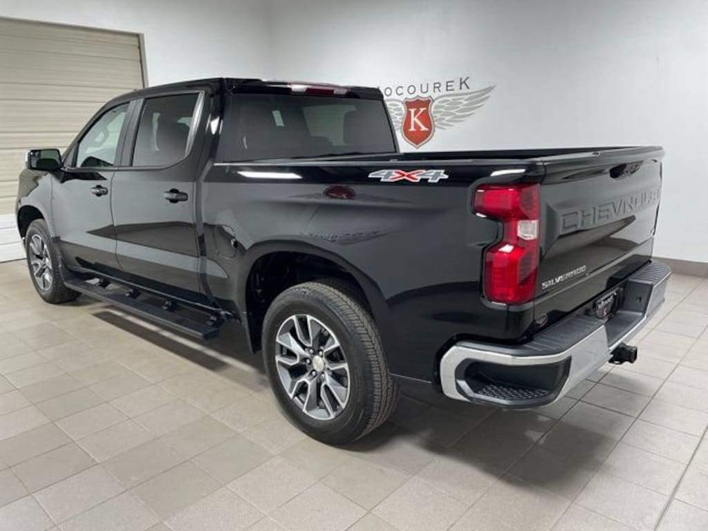 Used 2024 Chevrolet Silverado 1500 LT (2FL) Truck