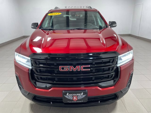 2023 Gmc Acadia SLE photo 2