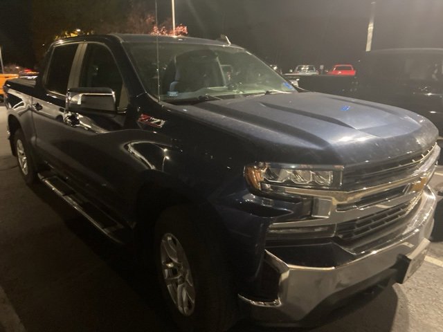 2019 Chevrolet Silverado 1500 LT photo 2