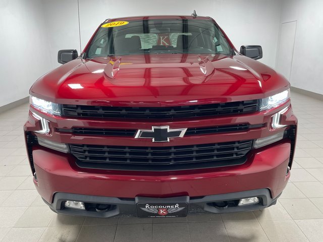 2019 Chevrolet Silverado 1500 RST photo 2