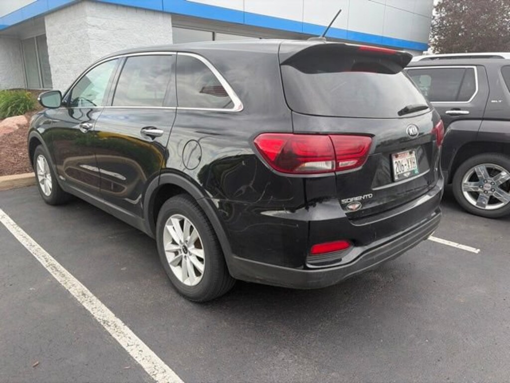 Used 2019 Kia Sorento LX V6
