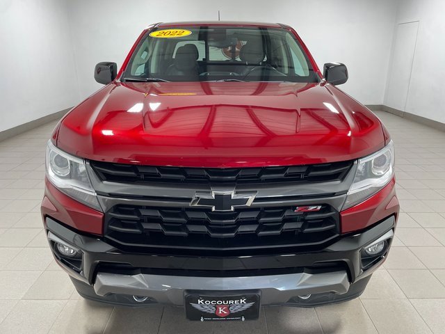 2022 Chevrolet Colorado Z71 photo 2