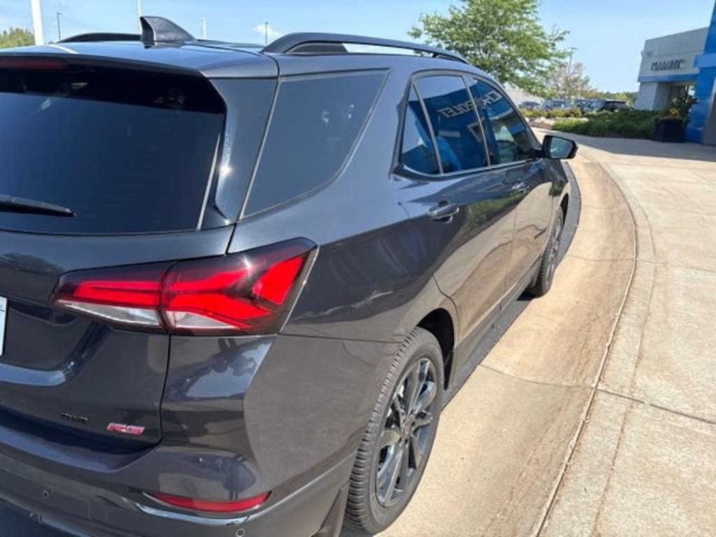 Used 2023 Chevrolet Equinox RS SUV