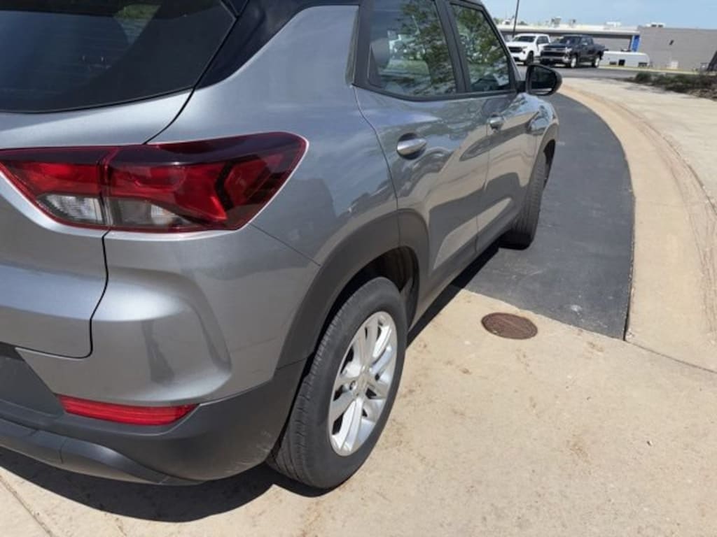 Used 2024 Chevrolet Trailblazer LS SUV