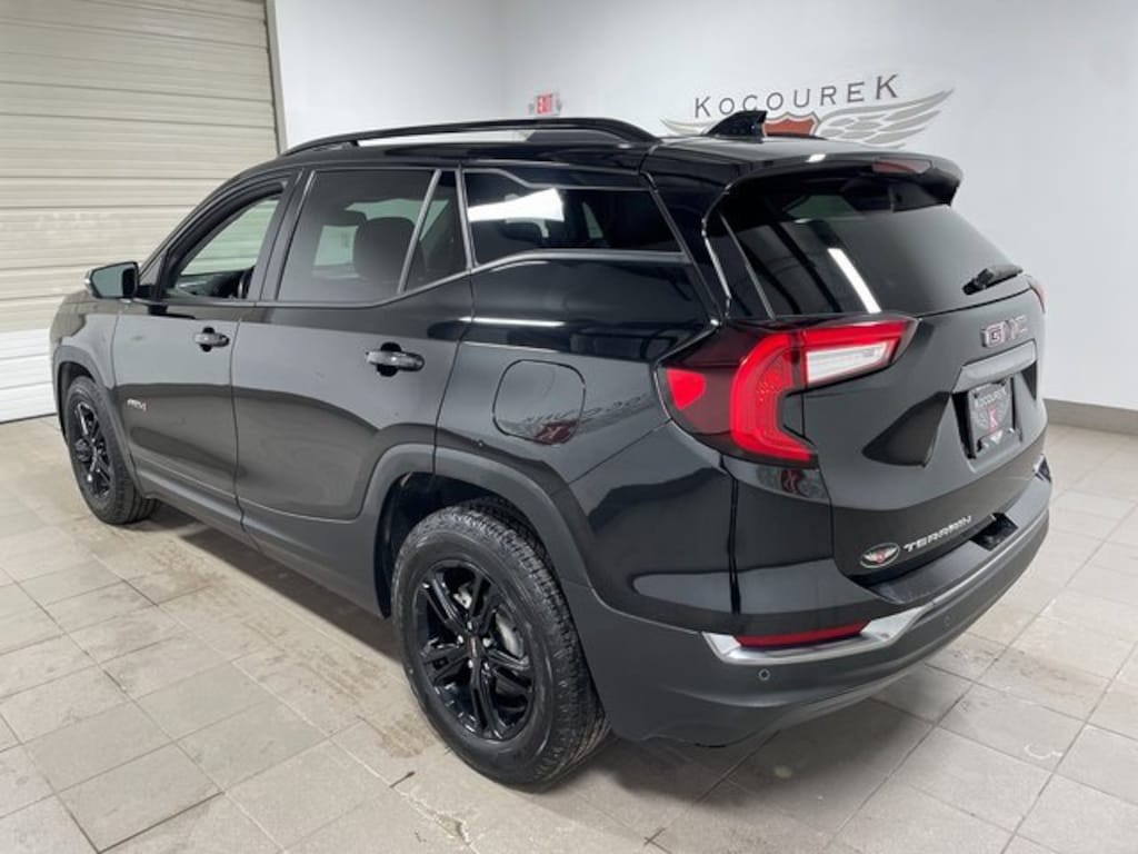 Used 2022 Chevrolet Traverse LT Cloth SUV