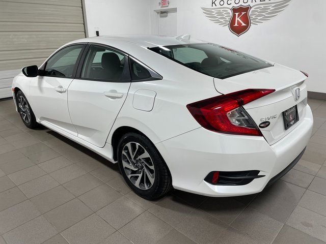 2017 Honda Civic EX photo 4