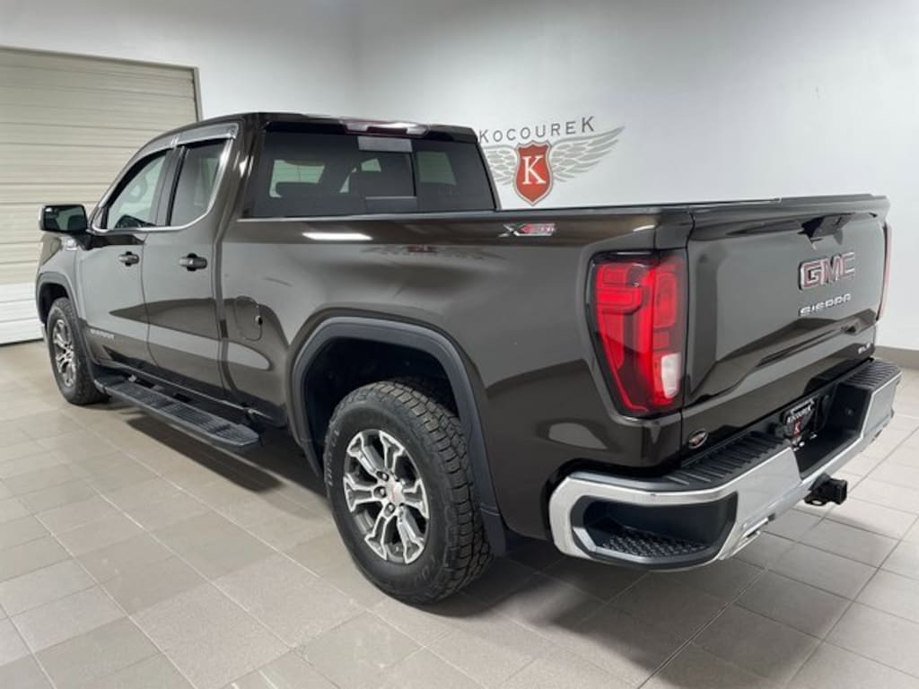 Used 2020 GMC Sierra 1500 SLE Truck