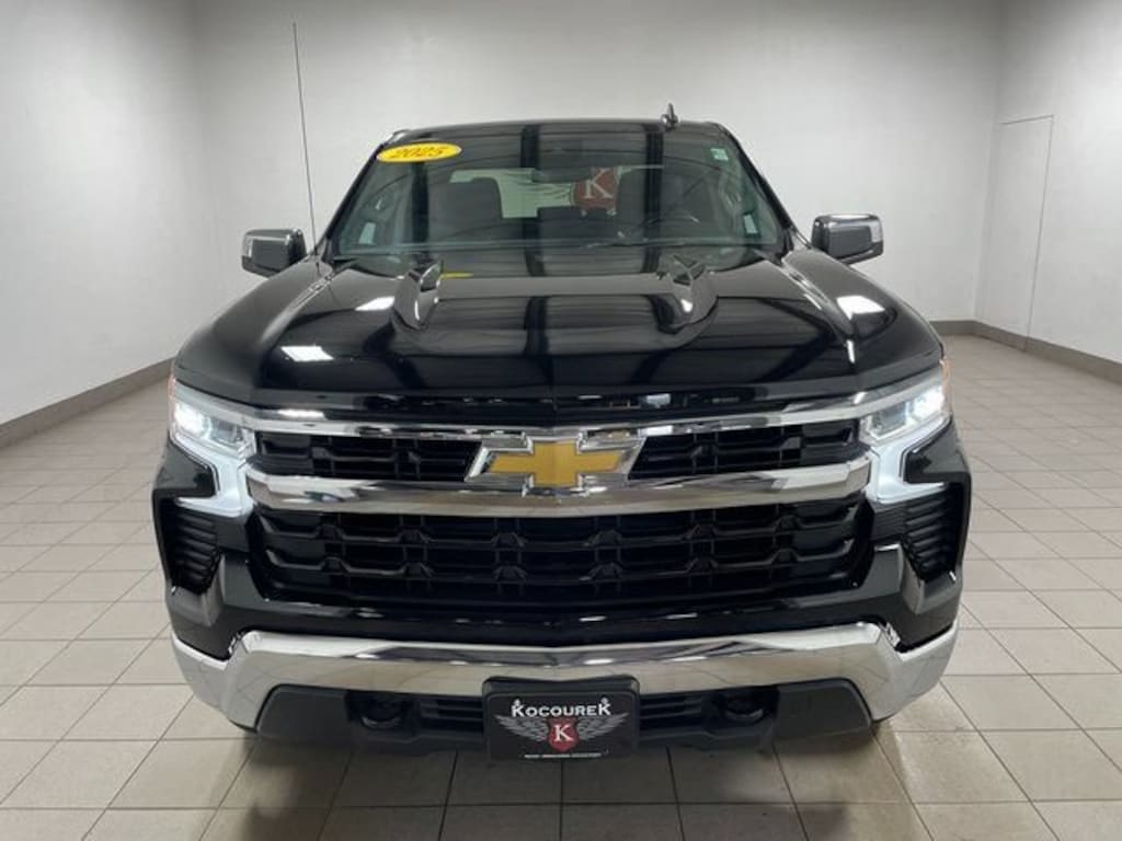 Used 2025 Chevrolet Silverado 1500 LT Truck