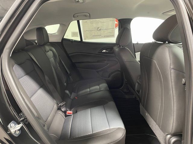2026 Chevrolet Trax LT - Photo 21