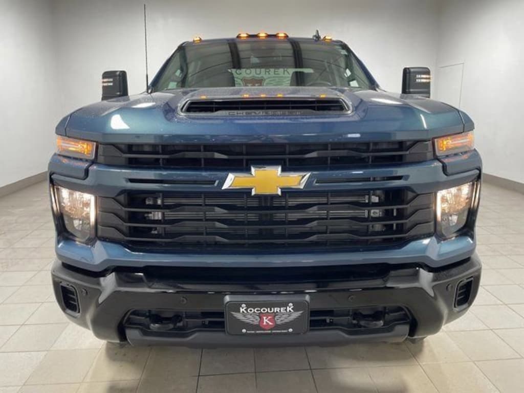 New 2026 Chevrolet Silverado 2500 HD Custom Truck