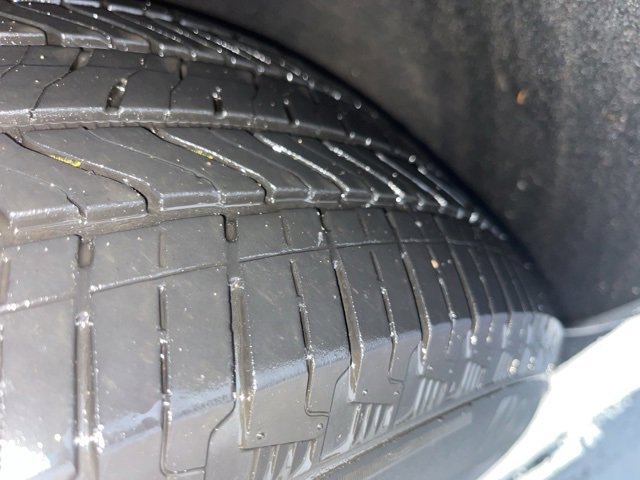 2023 Chevrolet Traverse Cloth photo 2