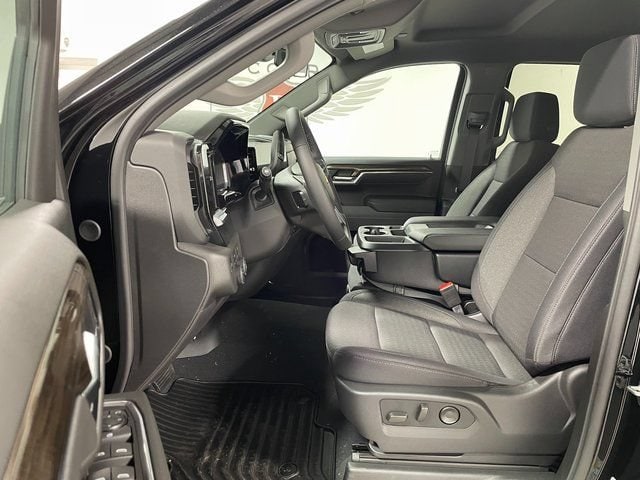 2026 Chevrolet Silverado 1500 LT - Photo 11