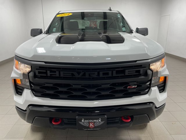 2024 Chevrolet Silverado 1500 Custom Trail Boss photo 2