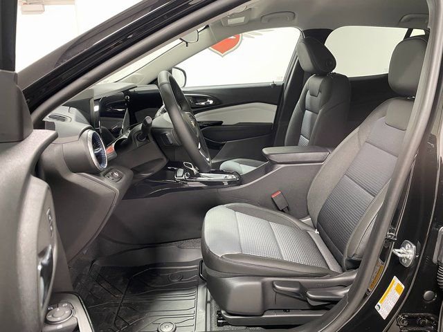 2026 Chevrolet Trax LT - Photo 11