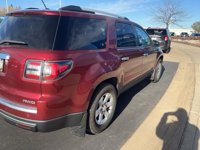 2015 Gmc Acadia SLE photo 2