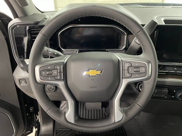 2026 Chevrolet Silverado 1500 LT - Photo 14