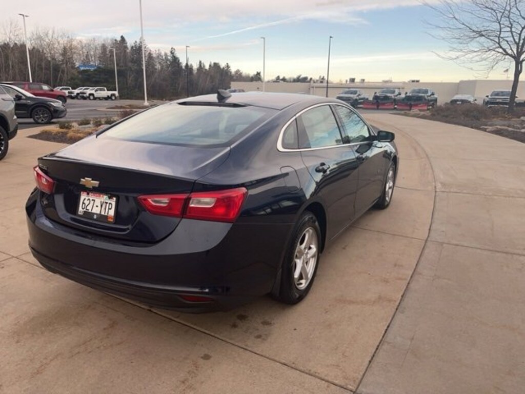 Used 2018 Chevrolet Malibu LS Car