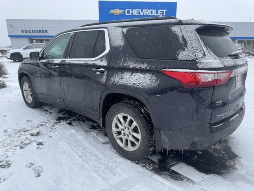 Used 2020 Chevrolet Traverse LT Cloth SUV