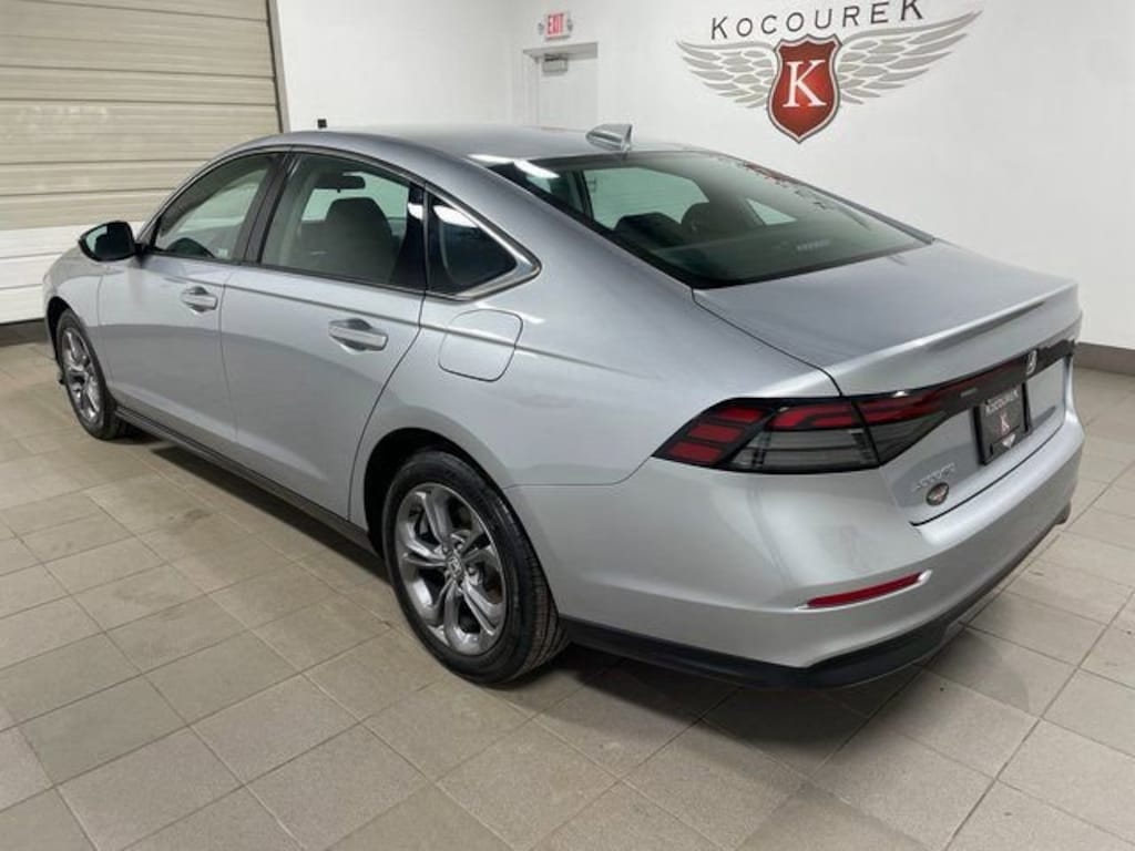 Used 2023 Honda Accord Sedan EX