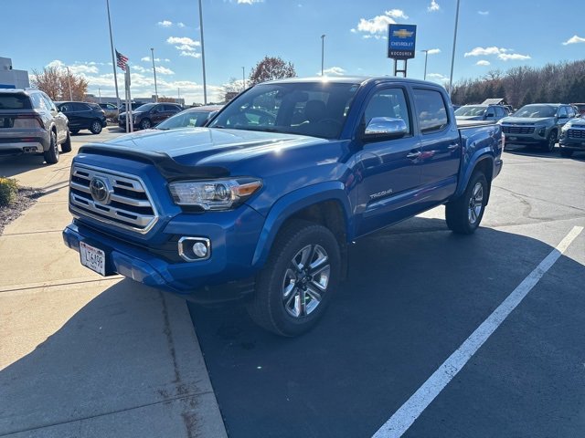 2018 Toyota Tacoma SR photo 3