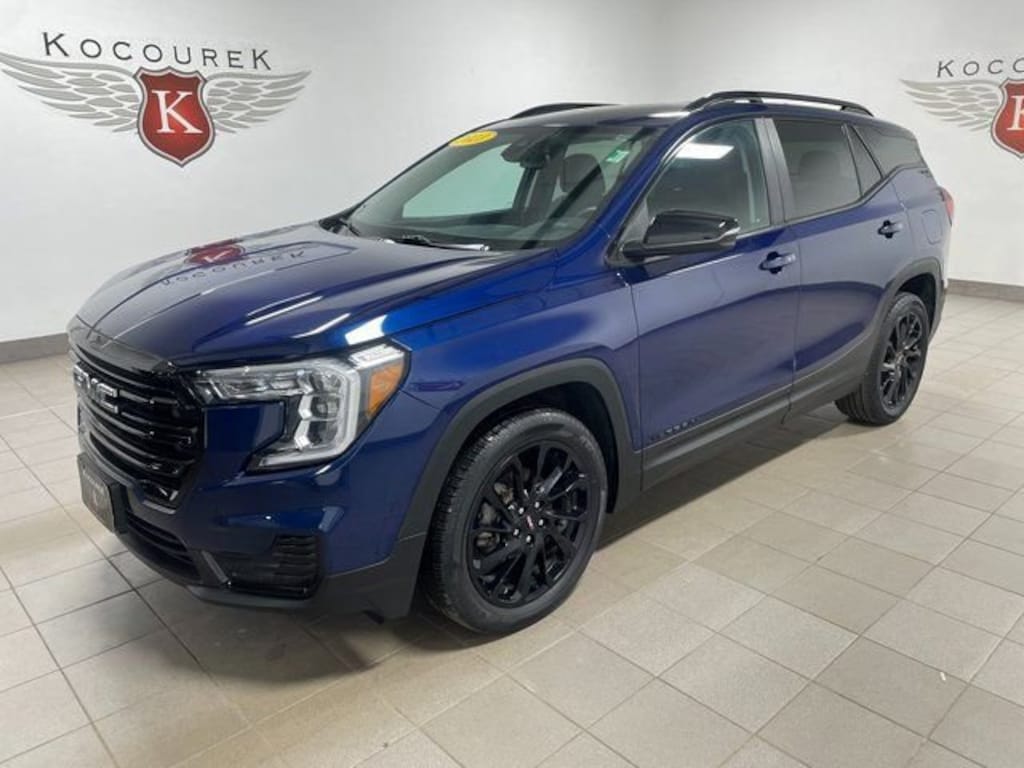 Used 2023 GMC Terrain SLE SUV
