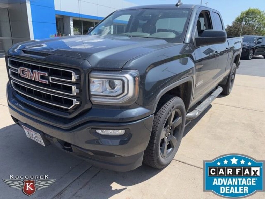 Used 2017 GMC Sierra 1500 4WD Double Cab 143.5 Truck