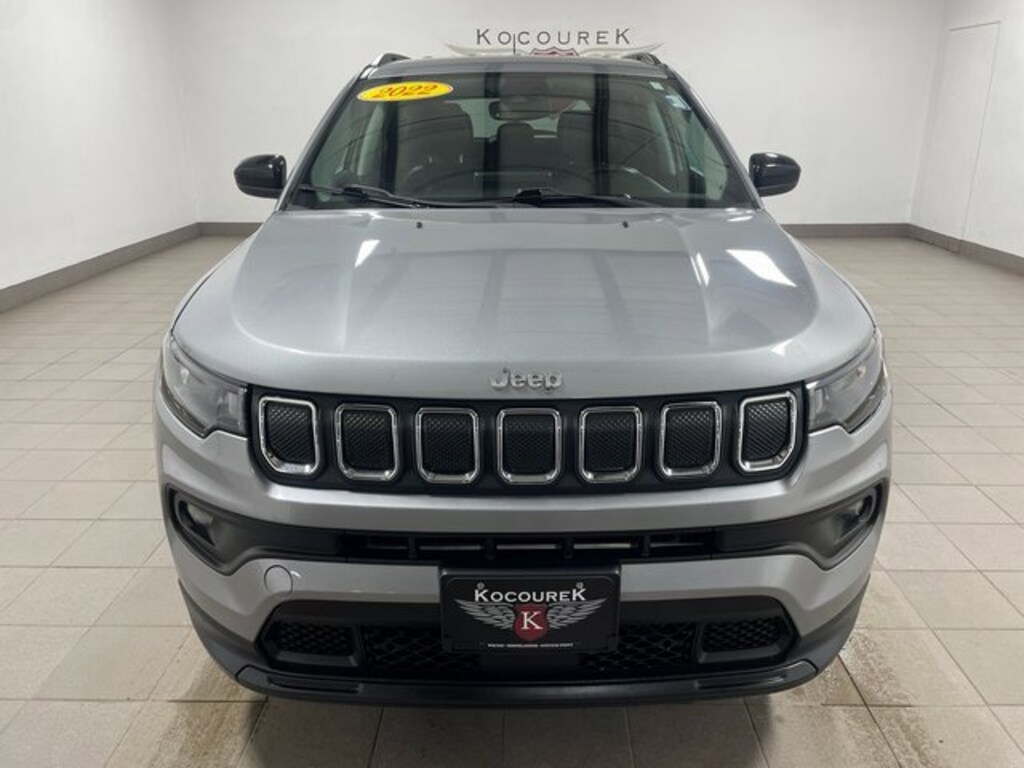 Used 2022 Jeep Compass Latitude Lux